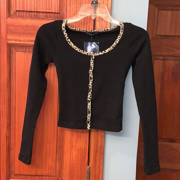 Brandy Melville Tops - Brandy Melville Long Sleeve Cheetah Zelly Top